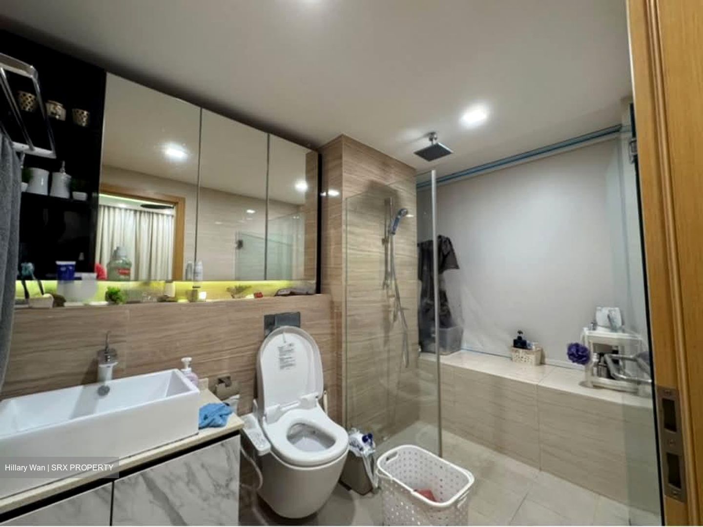 Livia (D18), Condominium #559144331